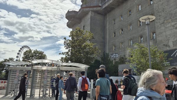 Grüner Bunker: Besucher können ab sofort kostenlos das Gebäude und den Dachgarten besichtigen