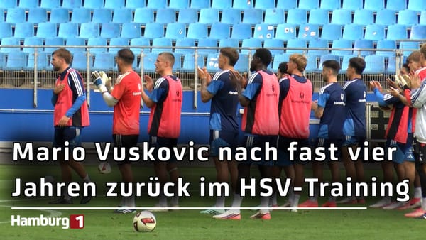 Nach vier Jahren Dopingsperre: HSV-Fans feiern Mario Vuskovic bei seiner Rückkehr ins Training